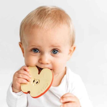 Pepita the Apple